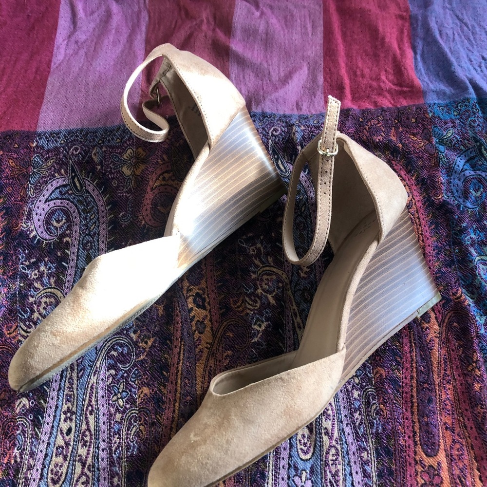 Women’s a new day size 11 stacked heel wedge, faux suede with ankle strap